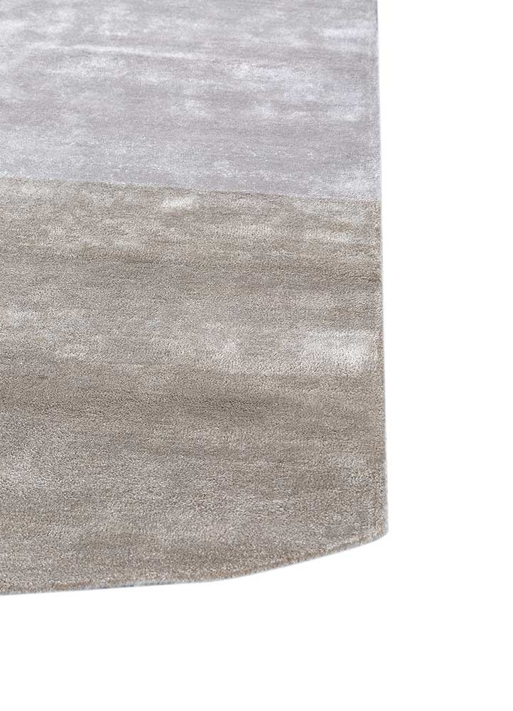 Designer tæppe særlig form  - 240 x 150 cm - lysegrå