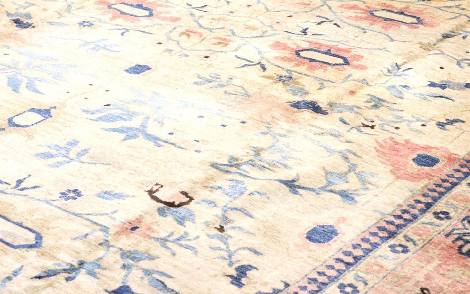 Ziegler Carpet - 536 x 371 cm - beige