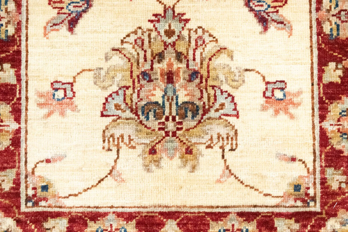 Ziegler Carpet - 93 x 63 cm - beige
