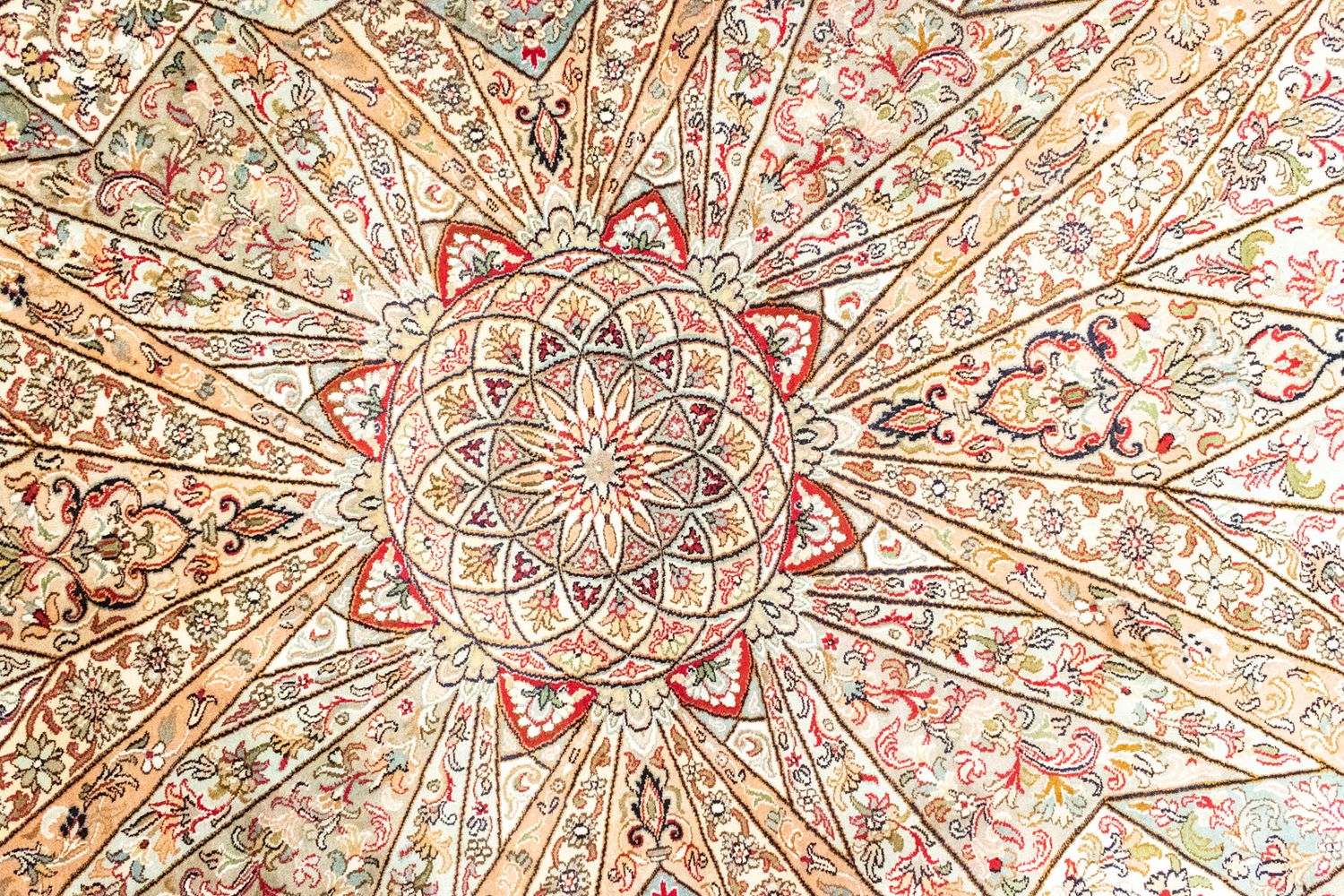 Silketæppe - Kashmir Silk - 250 x 167 cm - rød