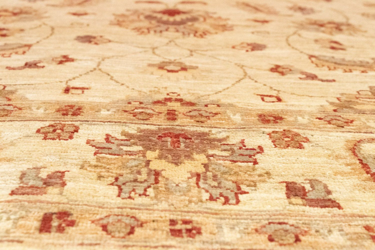 Ziegler Carpet - 202 x 151 cm - beige