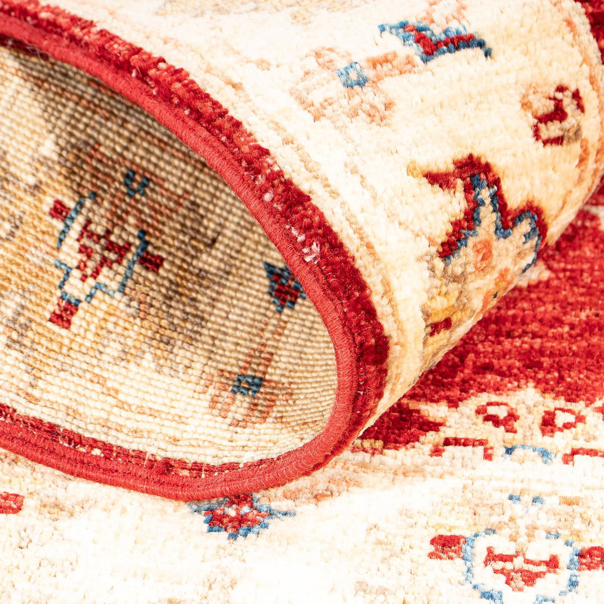 Ziegler Carpet - 91 x 61 cm - mørkerød