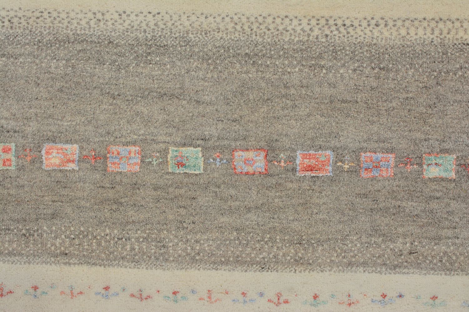 Gabbeh-tæppe - Loribaft Indus - 300 x 253 cm - lys beige