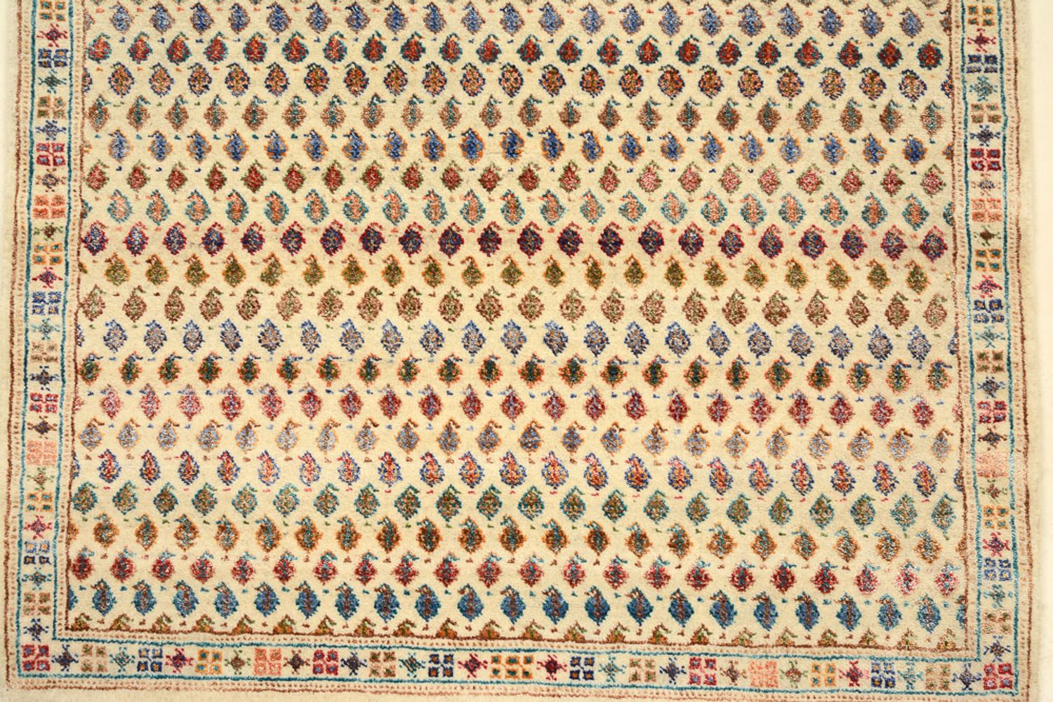 Designer tæppe - 153 x 96 cm - lys beige