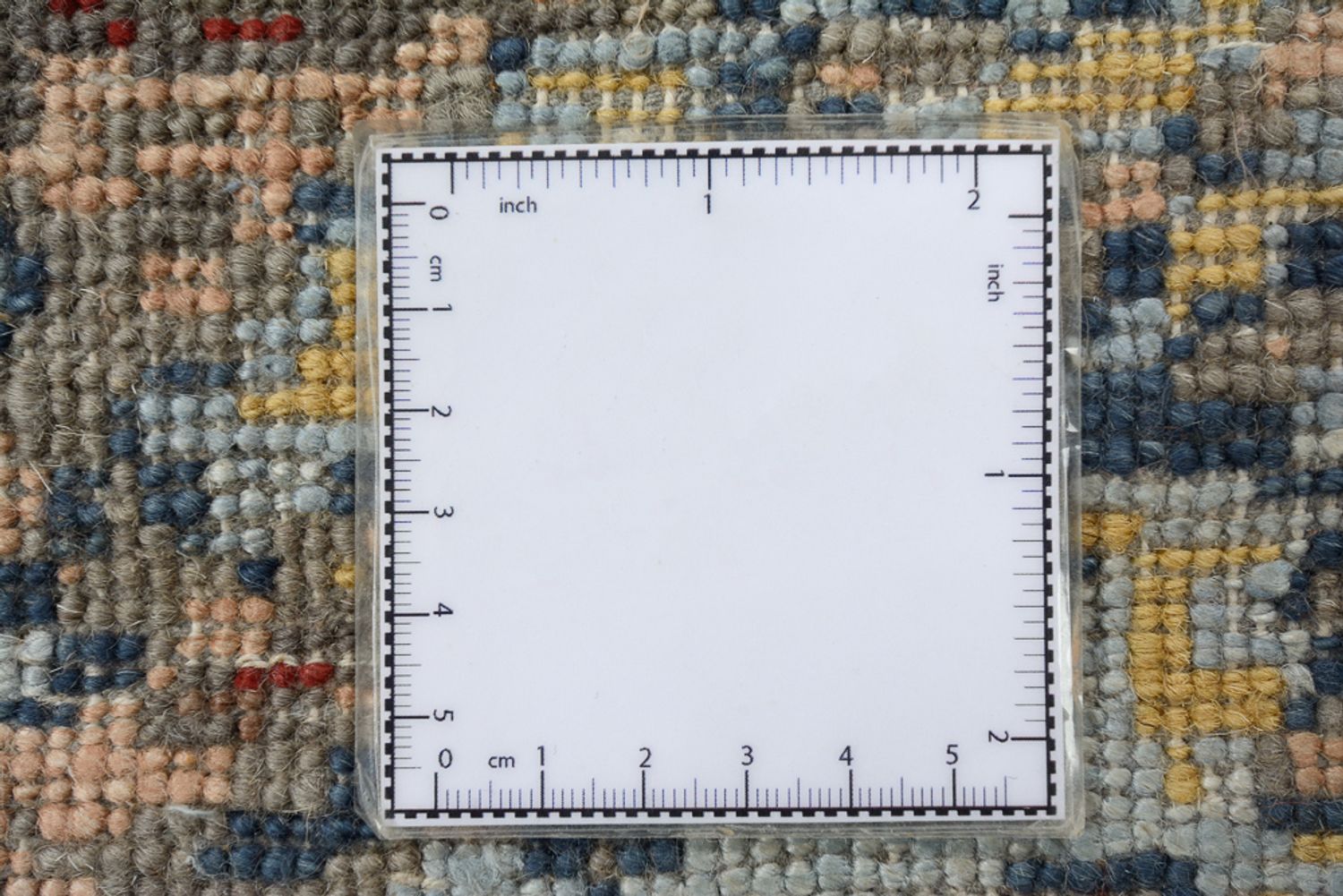Designer tæppe rundt  - 182 x 180 cm - flerfarvet