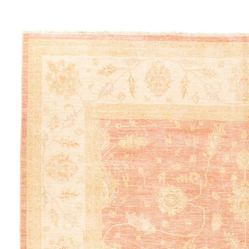 Ziegler Carpet - 347 x 258 cm - lysrød