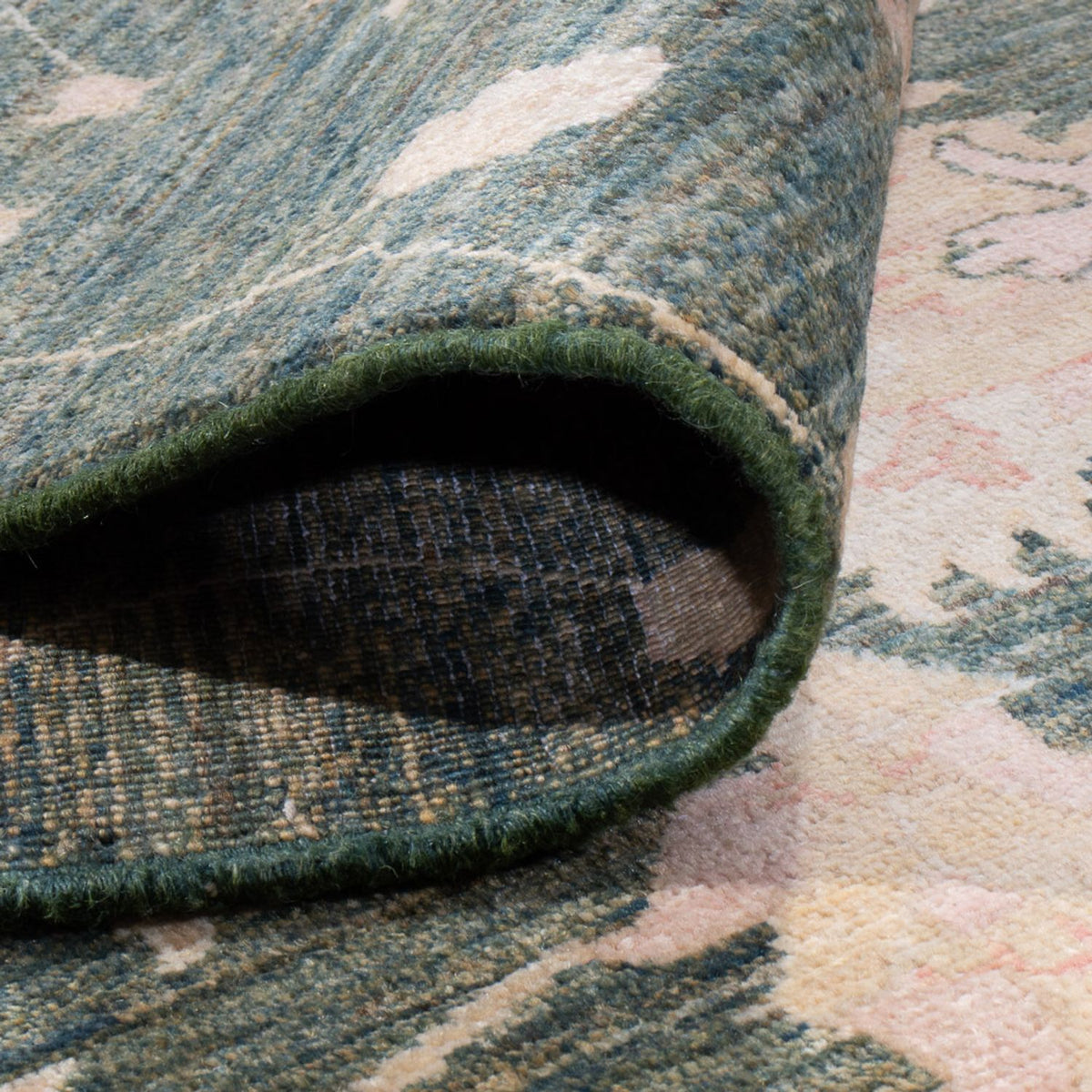 Ziegler Carpet - 348 x 256 cm - olivengrøn