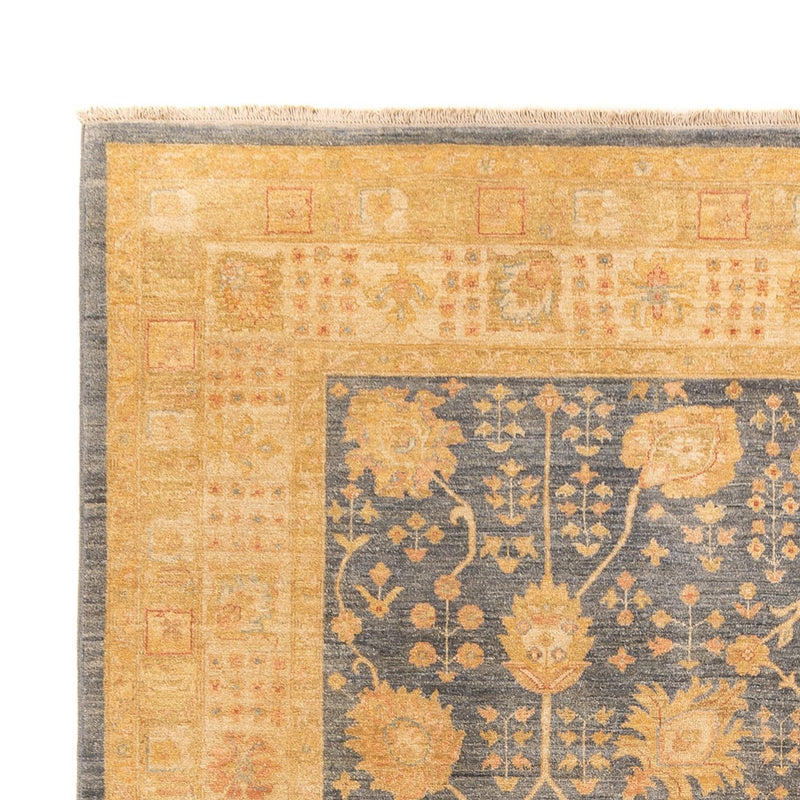 Ziegler Carpet - 354 x 257 cm - mørk beige