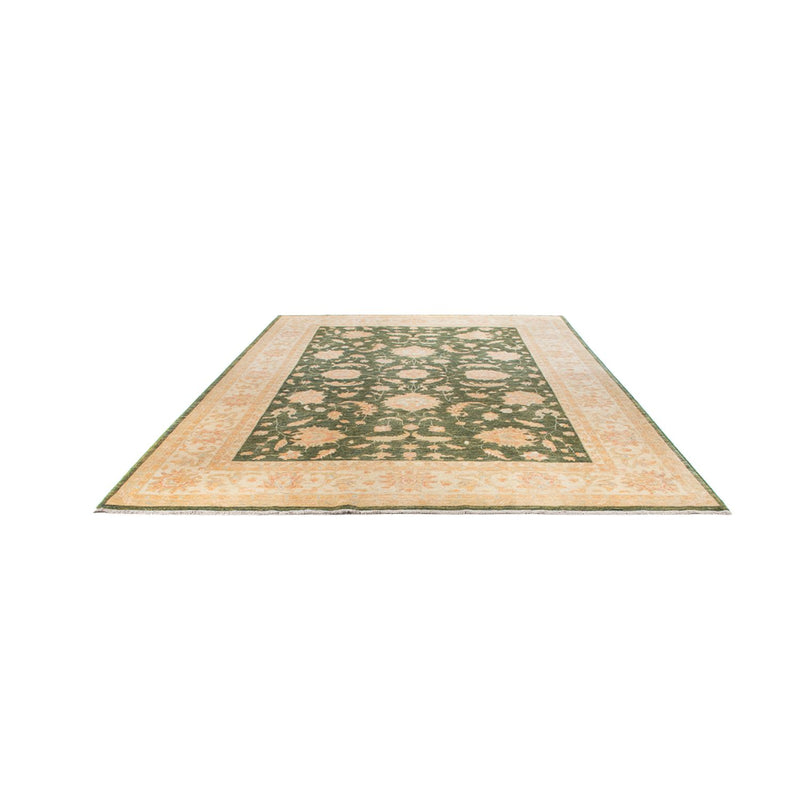 Ziegler Carpet - 346 x 258 cm - olivengrøn