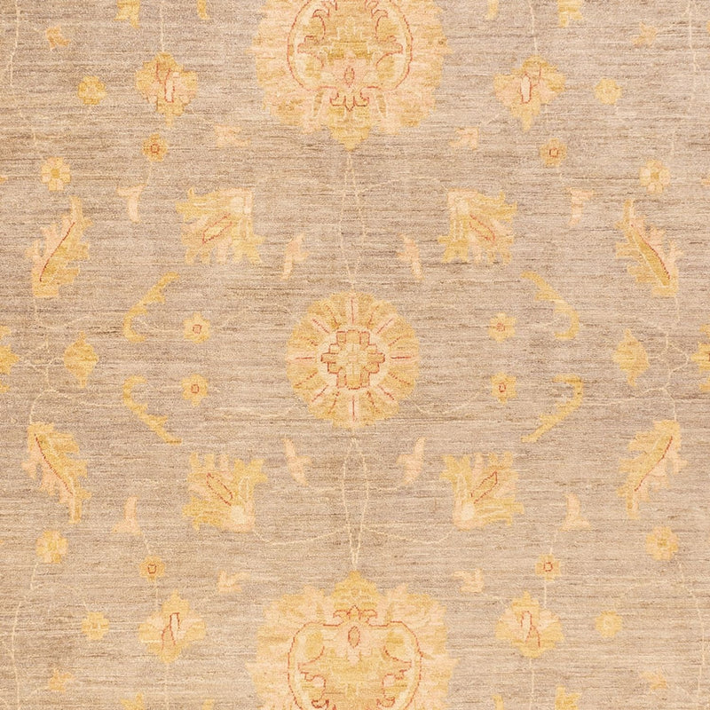 Ziegler Carpet - 397 x 304 cm - mørk beige