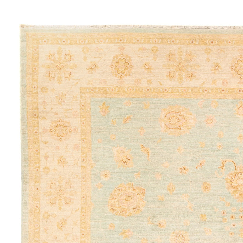 Ziegler Carpet - 367 x 276 cm - lyseblå