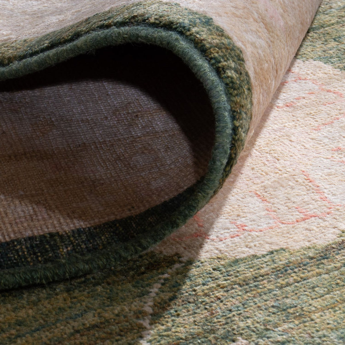 Ziegler Carpet - 365 x 275 cm - olivengrøn