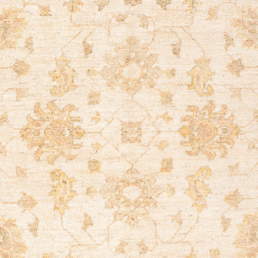 Ziegler Carpet - 182 x 127 cm - beige