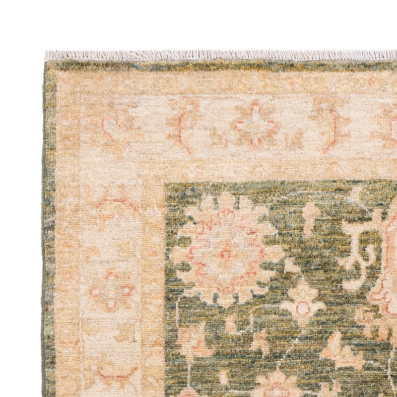 Ziegler Carpet - 146 x 104 cm - olivengrøn