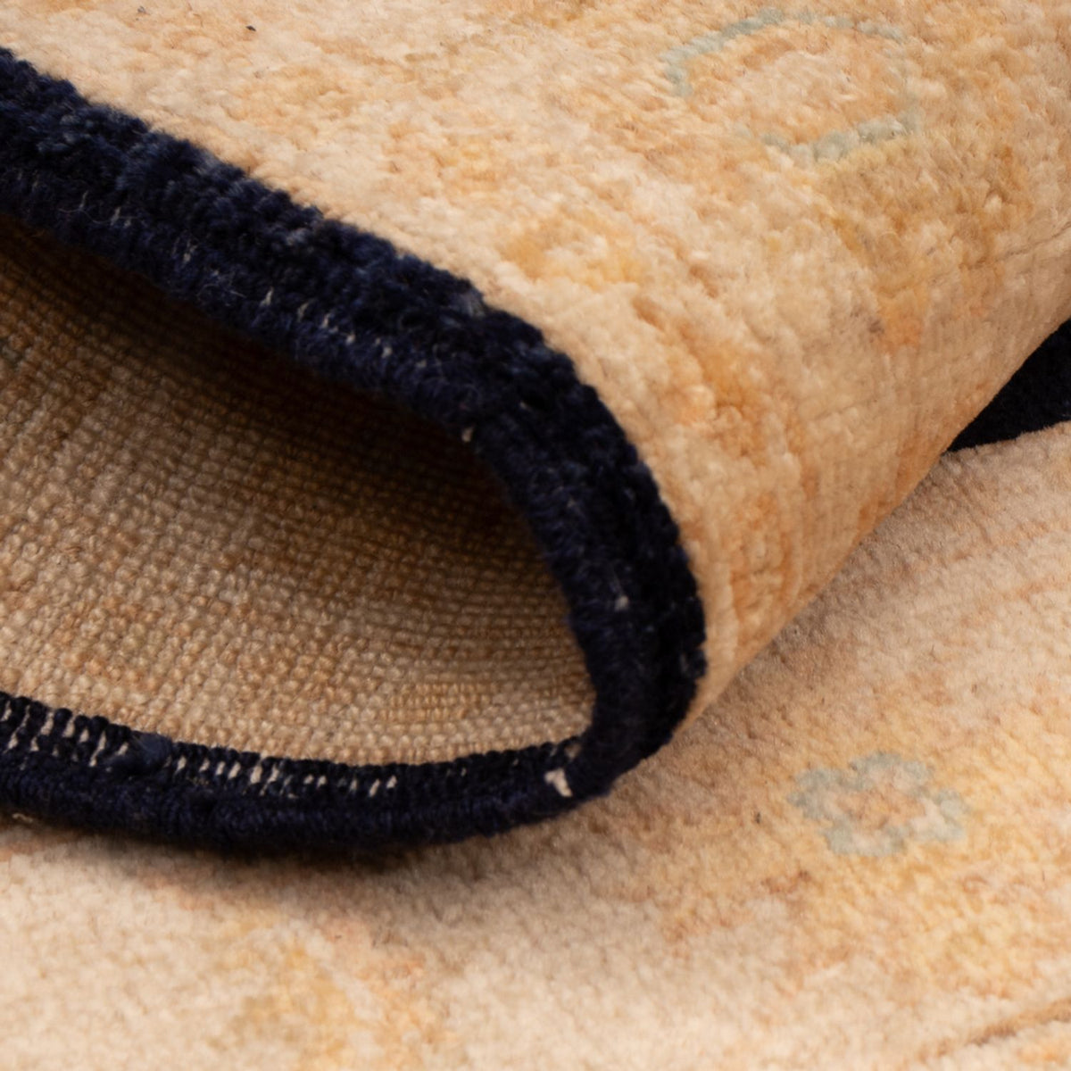 Ziegler Carpet - 98 x 81 cm - sort