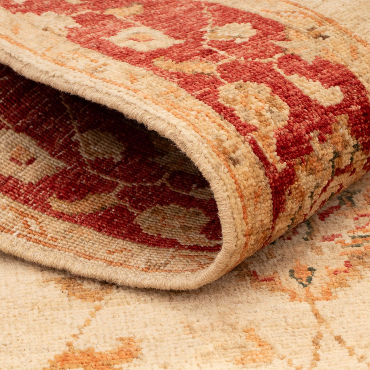 Ziegler Carpet - 133 x 80 cm - beige