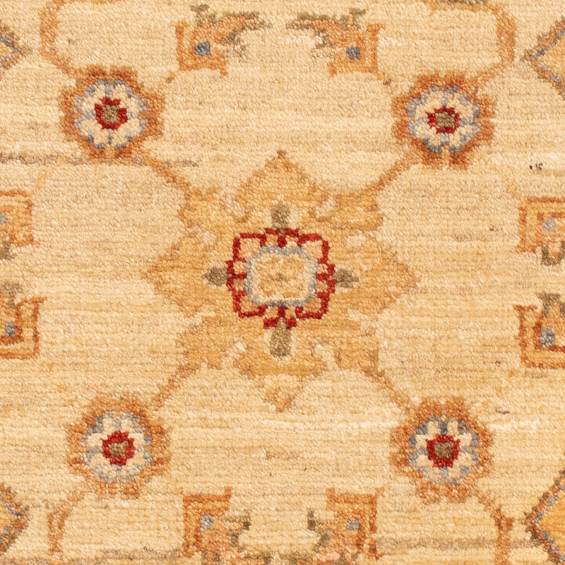 Ziegler Carpet - 89 x 62 cm - beige