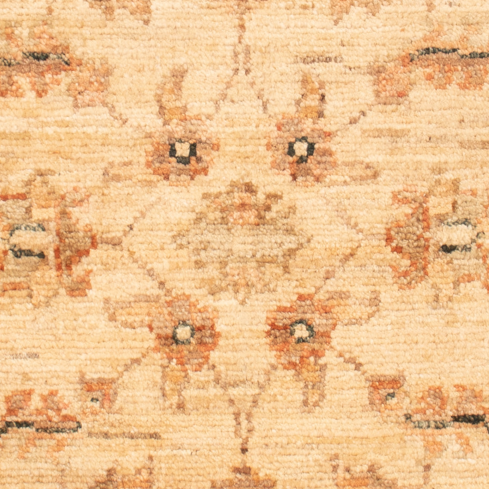 Ziegler Carpet - 69 x 50 cm - beige