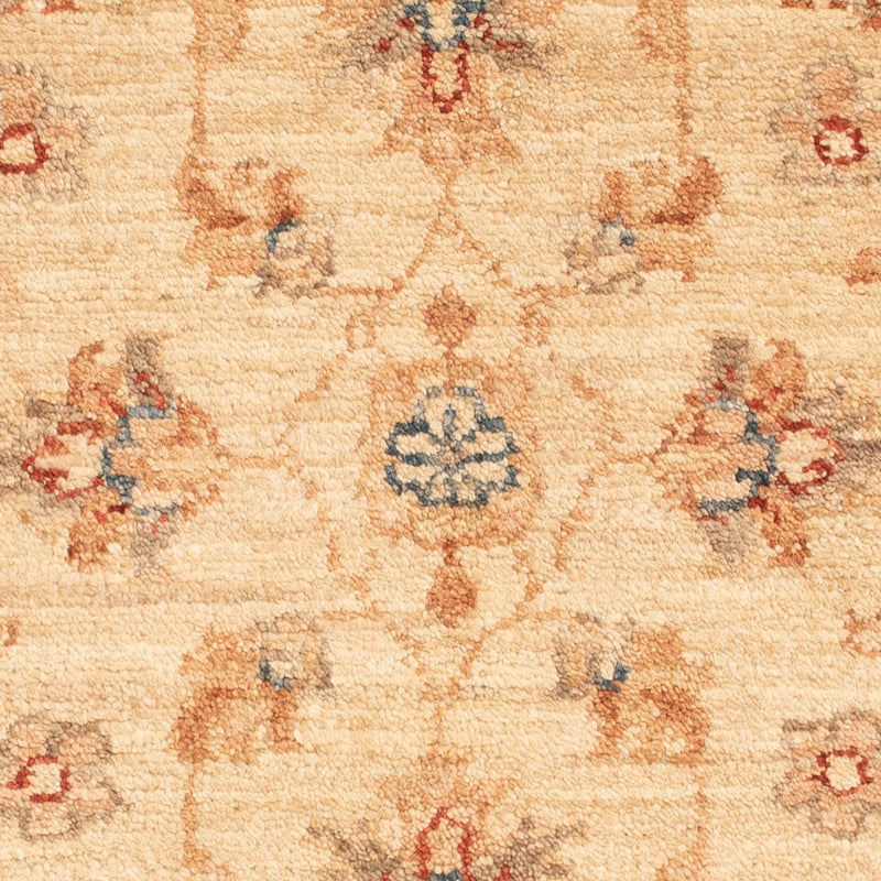Ziegler Carpet - 69 x 52 cm - beige