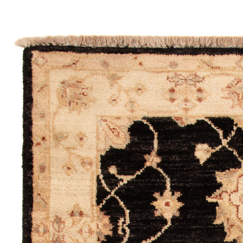 Ziegler Carpet - 90 x 60 cm - sort