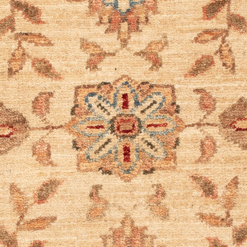 Ziegler Carpet - 61 x 51 cm - beige