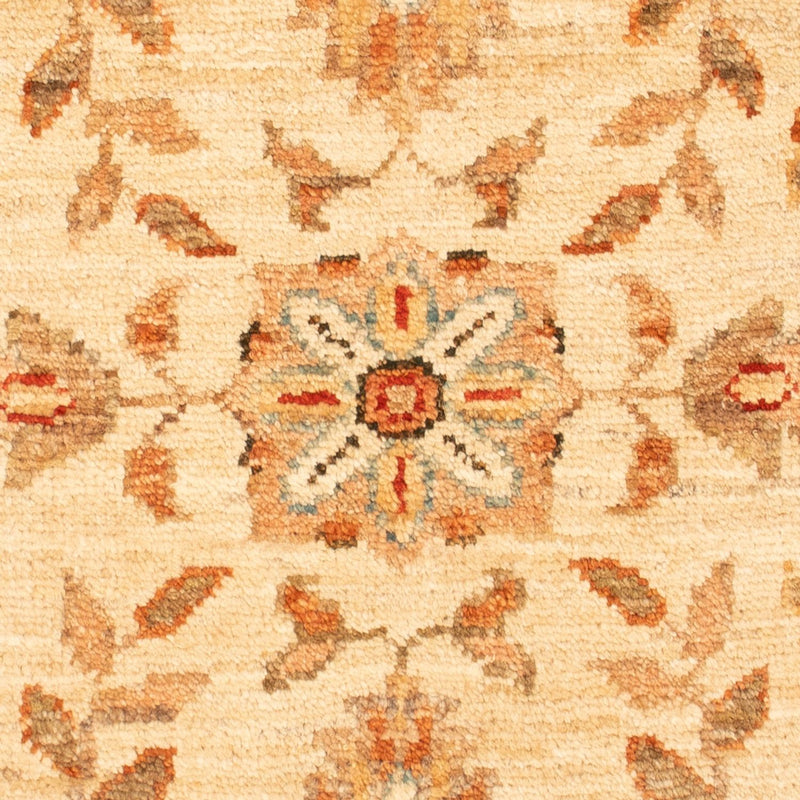 Ziegler Carpet - 69 x 56 cm - beige