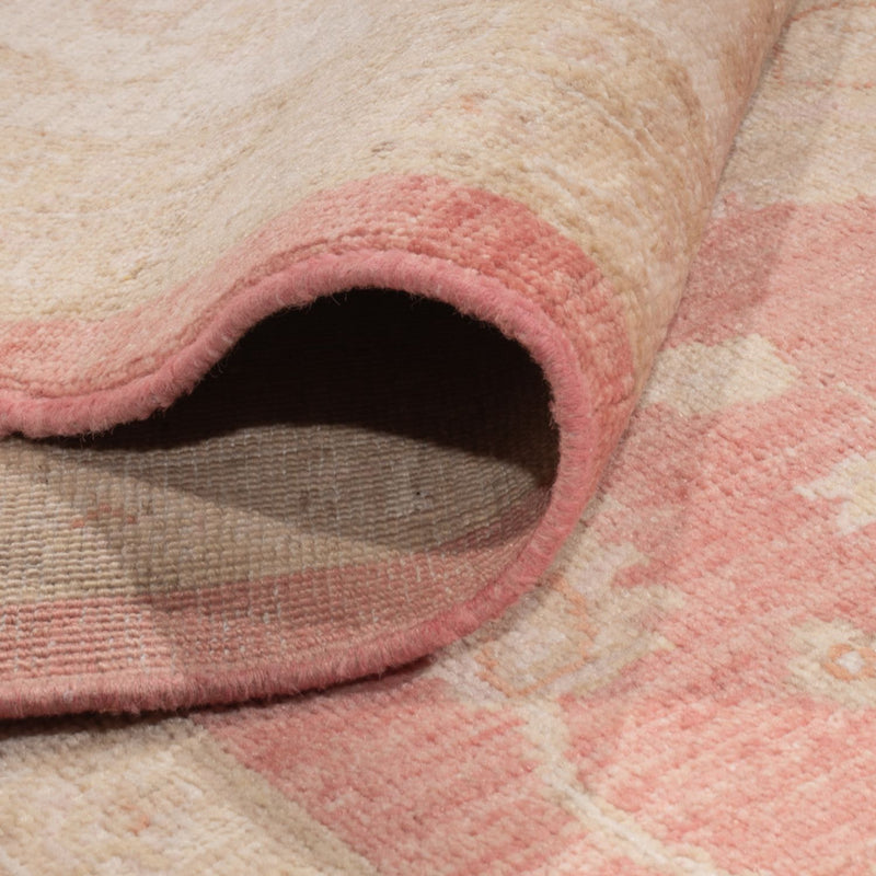 Ziegler Carpet - 296 x 254 cm - lysrød