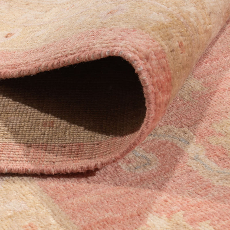 Ziegler Carpet - 301 x 254 cm - lysrød