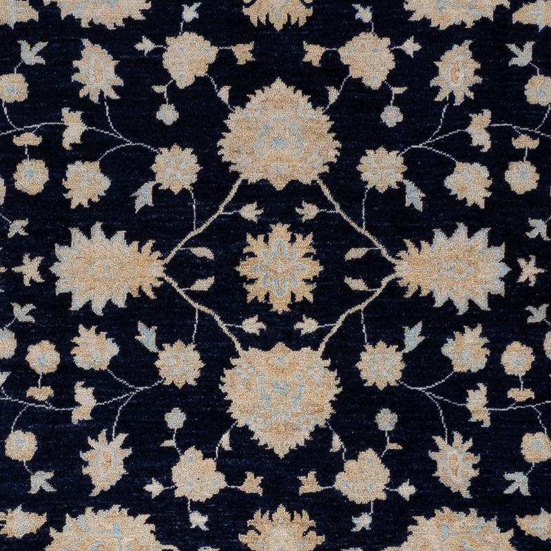 Ziegler Carpet - 290 x 259 cm - sort