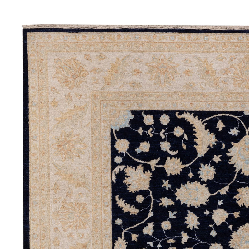 Ziegler Carpet - 290 x 259 cm - sort