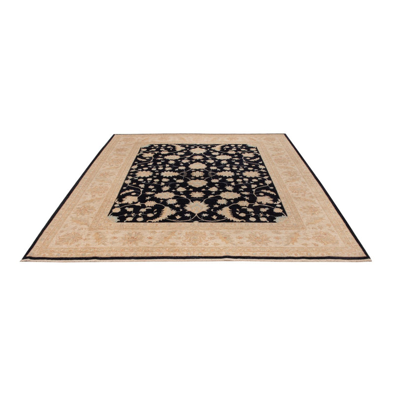 Ziegler Carpet - 290 x 259 cm - sort