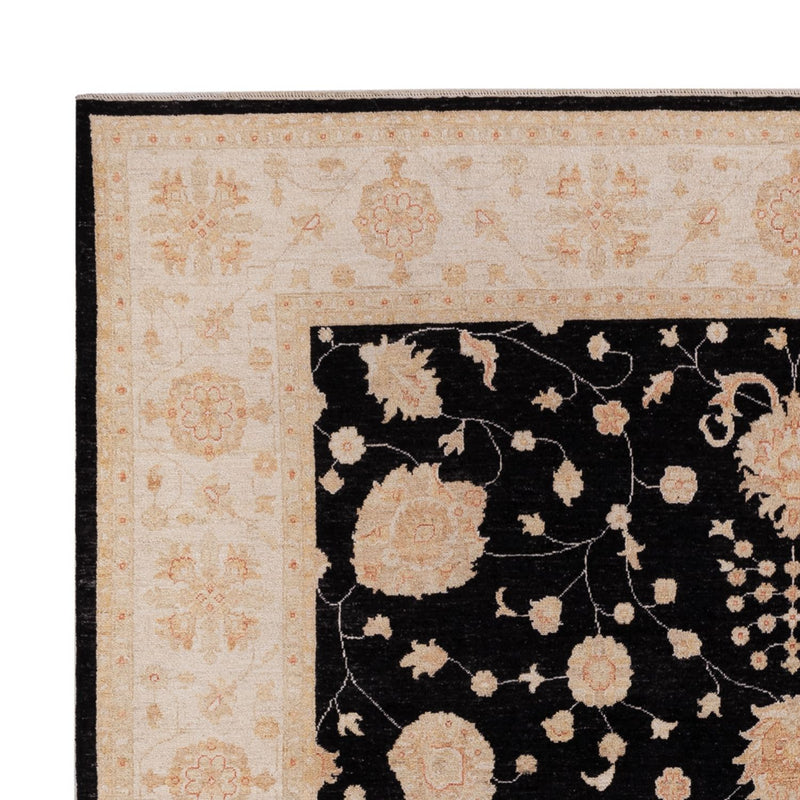 Ziegler Carpet - 303 x 258 cm - sort