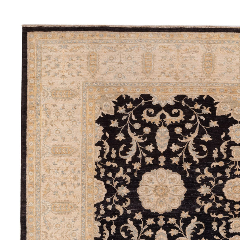 Ziegler Carpet - 302 x 251 cm - sort