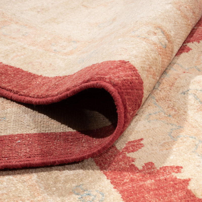 Ziegler Carpet - 686 x 402 cm - rød