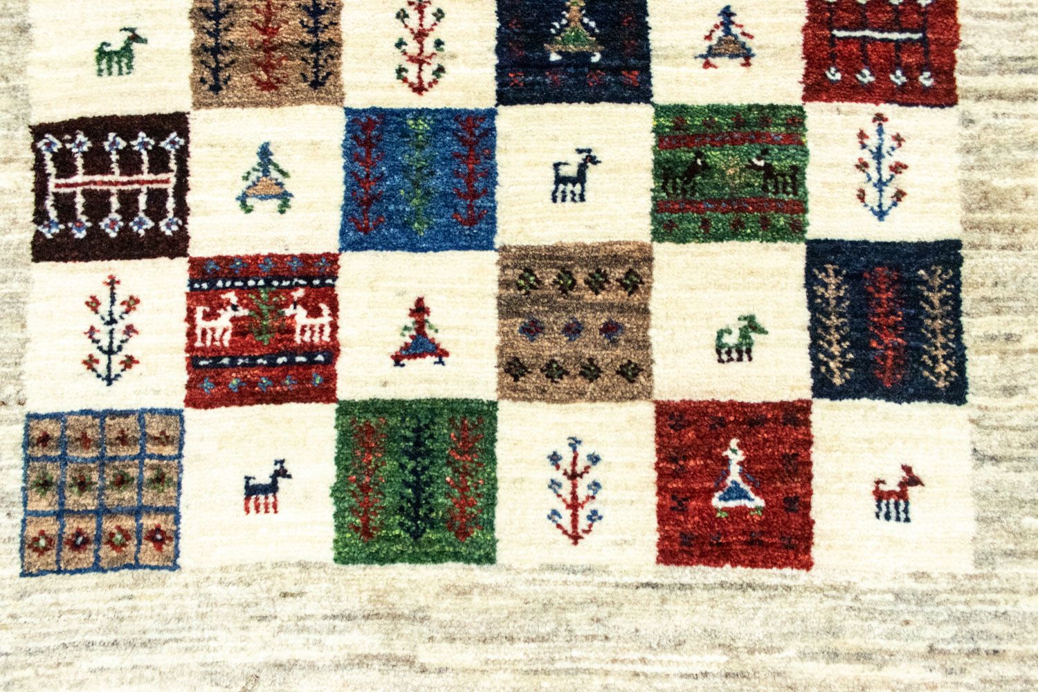 Gabbeh Tæppe - Loribaft Persisk - 125 x 82 cm - farvet