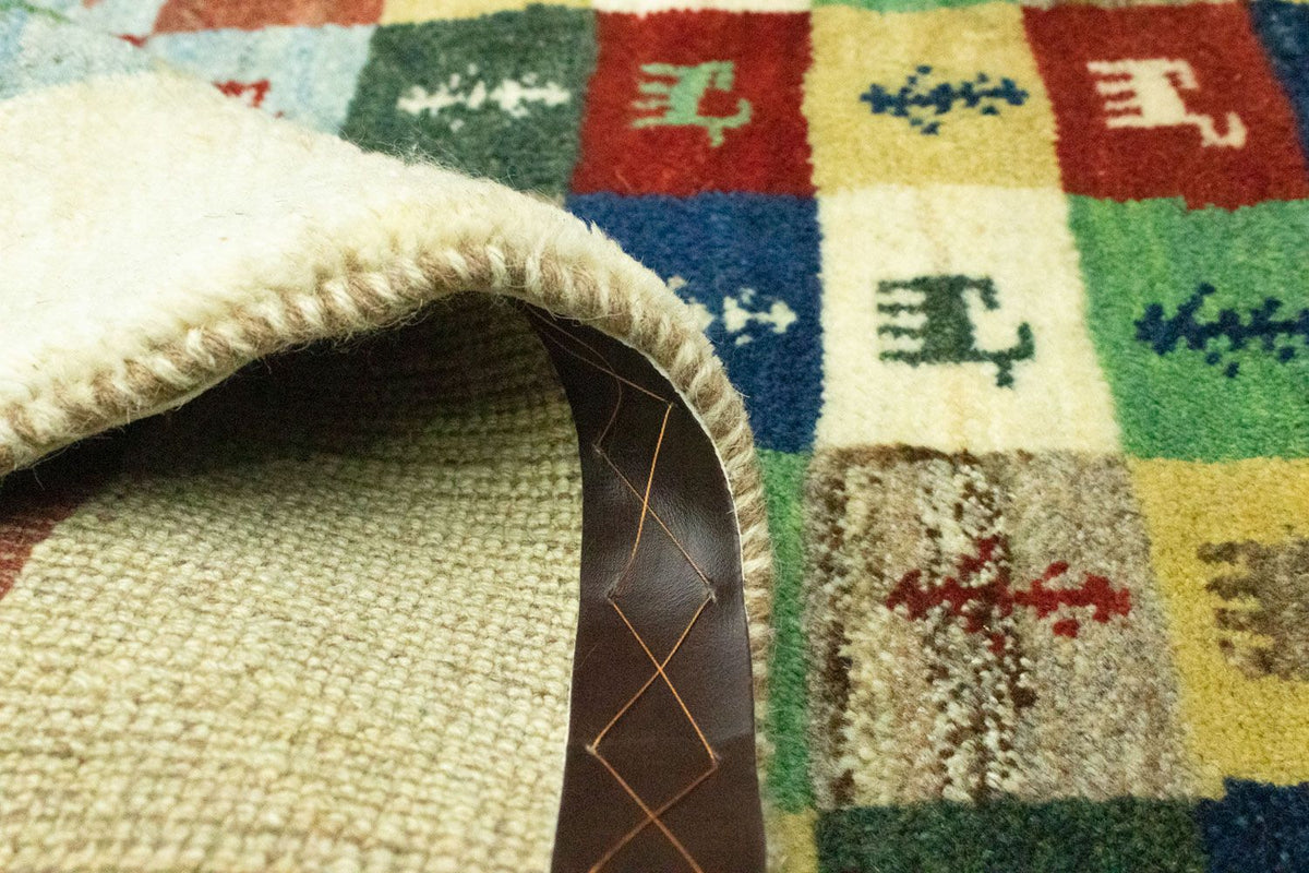 Gabbeh-tæppe - Persisk - 136 x 100 cm - farvet