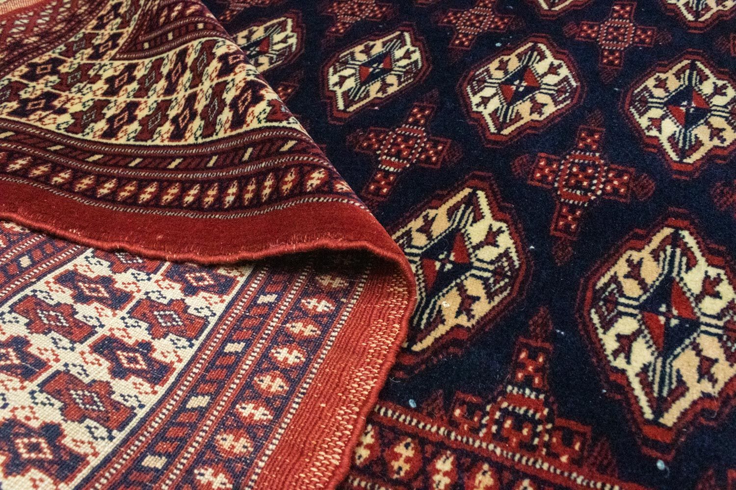 Turkaman-tæppe - 186 x 139 cm - rød
