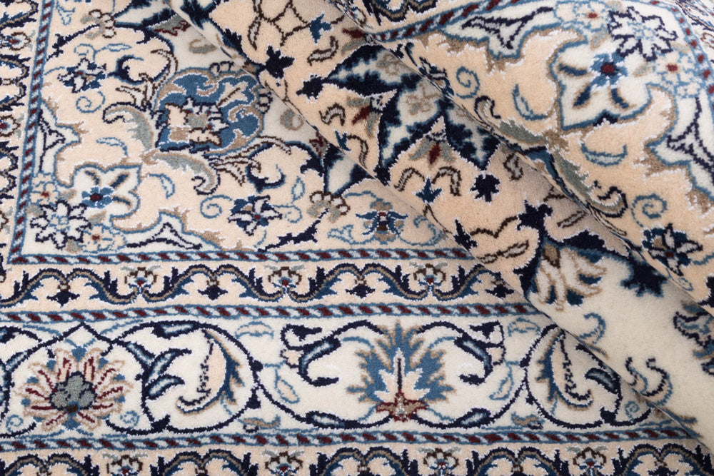 Perserteppich - Nain - 234 x 165 cm - creme