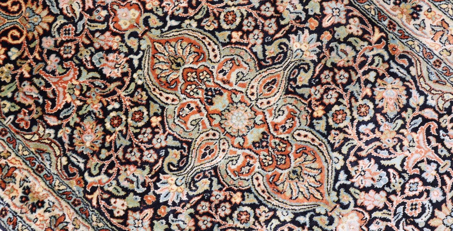 Silketæppe - Kashmir Silk - 124 x 77 cm - mørkeblå
