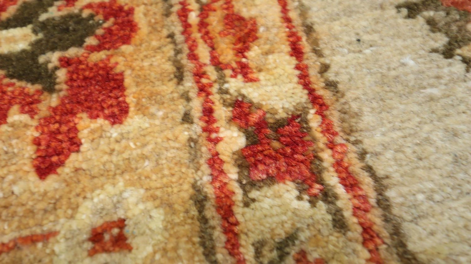 Ziegler Carpet - 172 x 114 cm - mørk beige