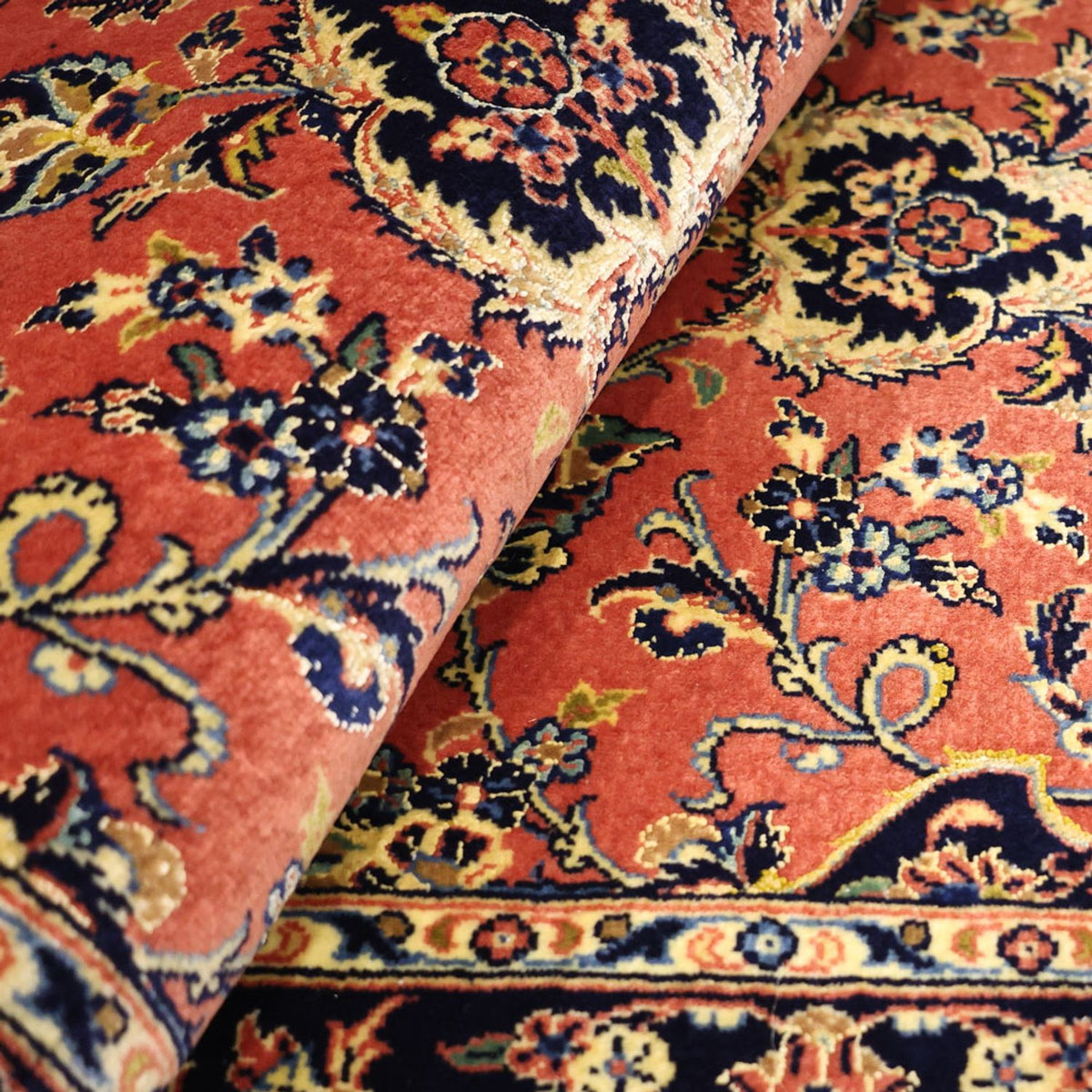 Persisk tæppe - Keshan - Halskæde af silke - 122 x 59 cm - rød