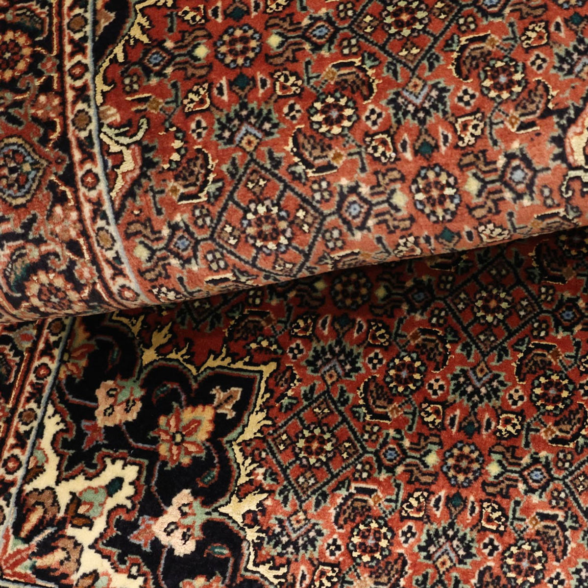 Persisk tæppe - Bijar - 131 x 72 cm - mørkerød