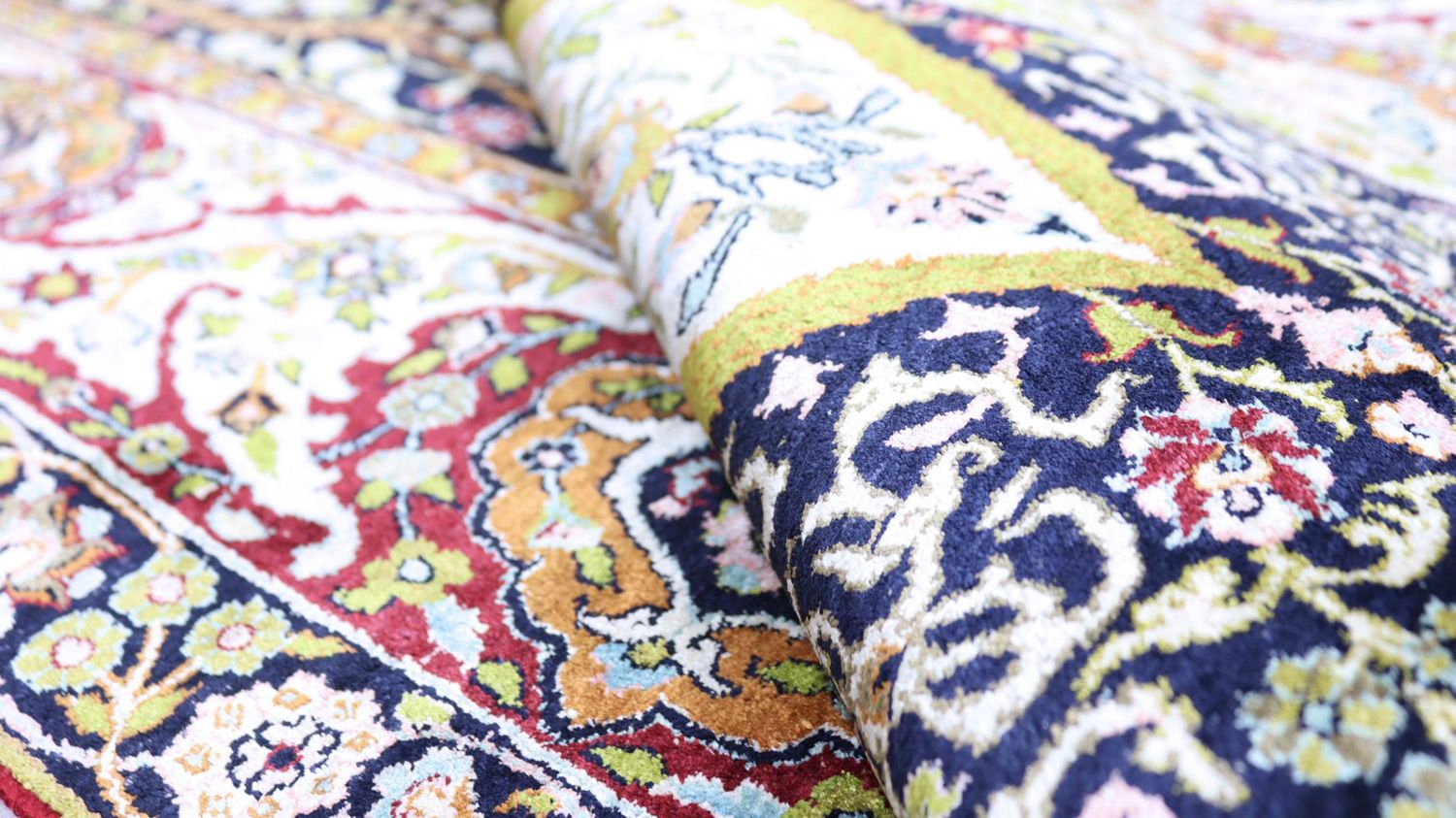 Silketæppe - Kashmir Silk - 152 x 98 cm - sort