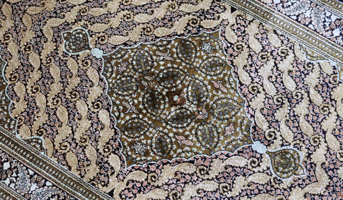 Qom silke Tæppe 163x109cm - Persisk tæppe
