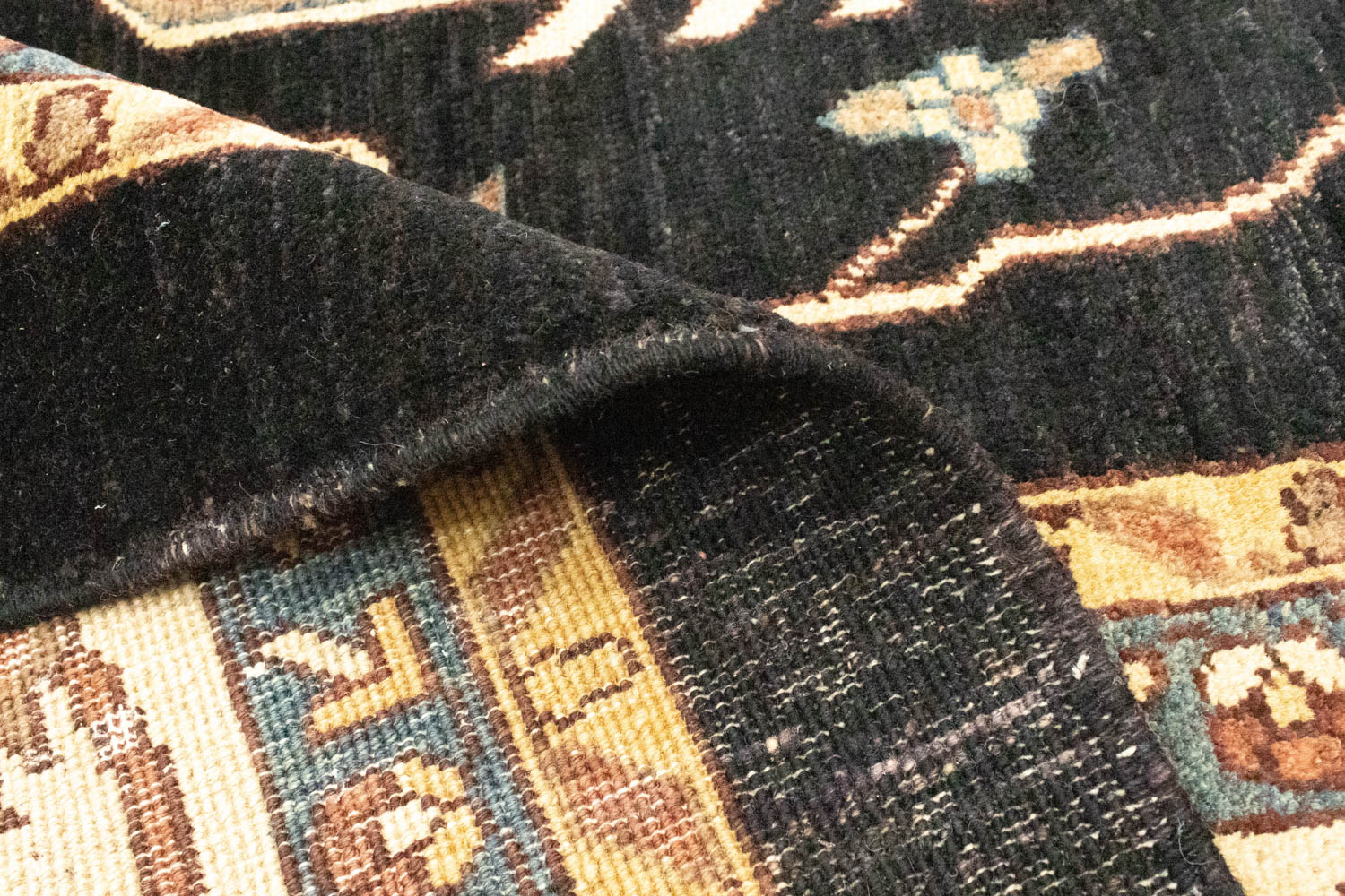 Ziegler Carpet - 425 x 309 cm - sort