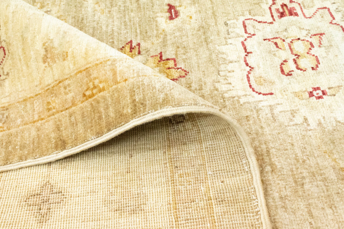 Ziegler Carpet - 239 x 193 cm - lys brun