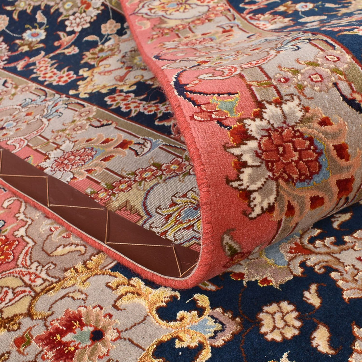 Persisk tæppe - Tabriz - Royal - 348 x 246 cm - lysrød