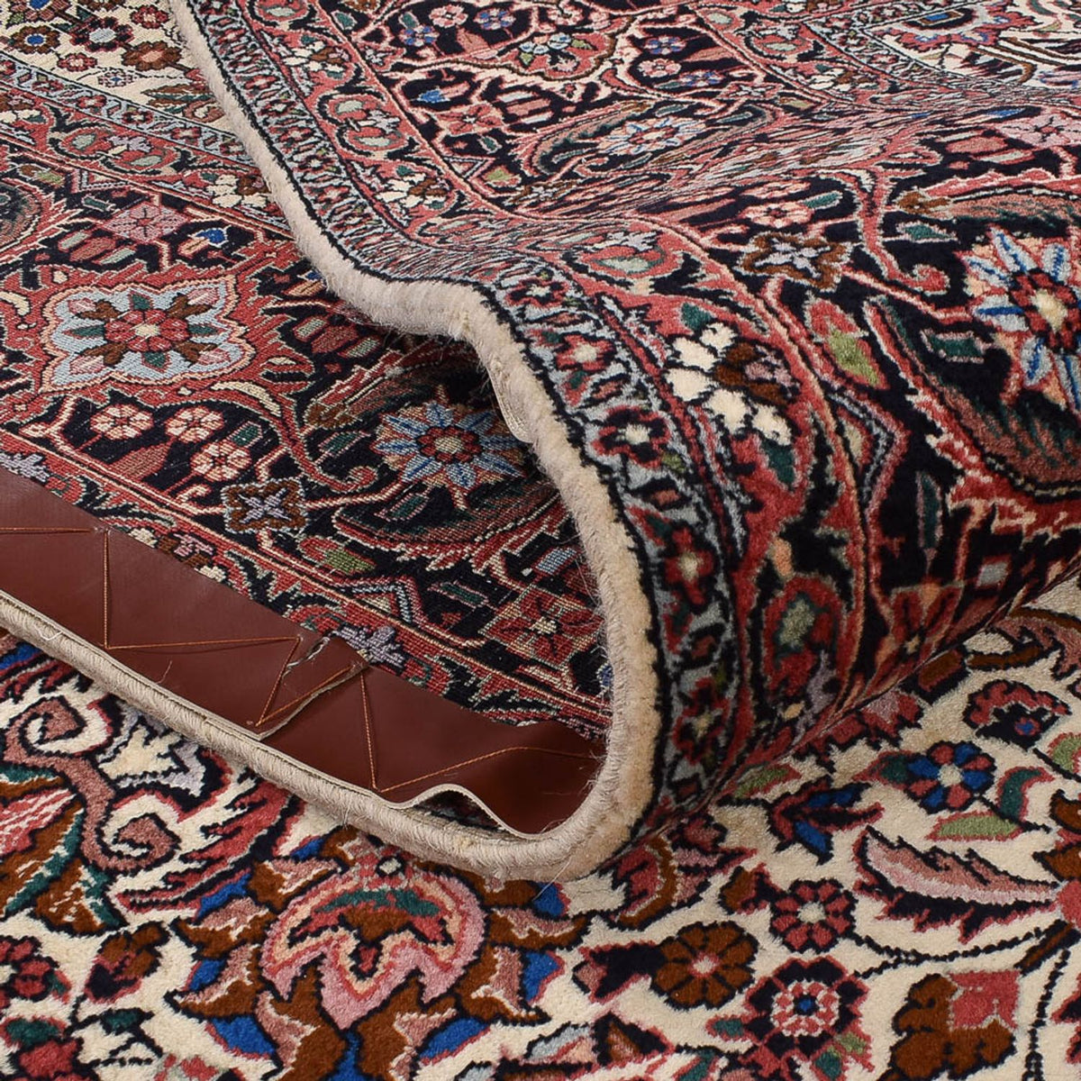 Persisk tæppe - Bijar - 351 x 251 cm - lysrød