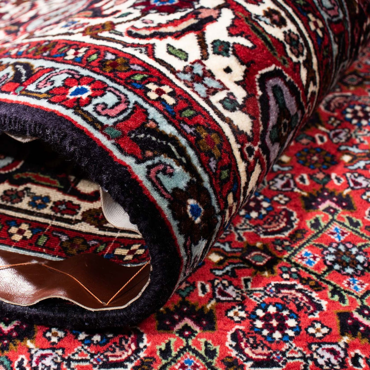 Persisk tæppe - Bijar - 257 x 173 cm - mørkerød