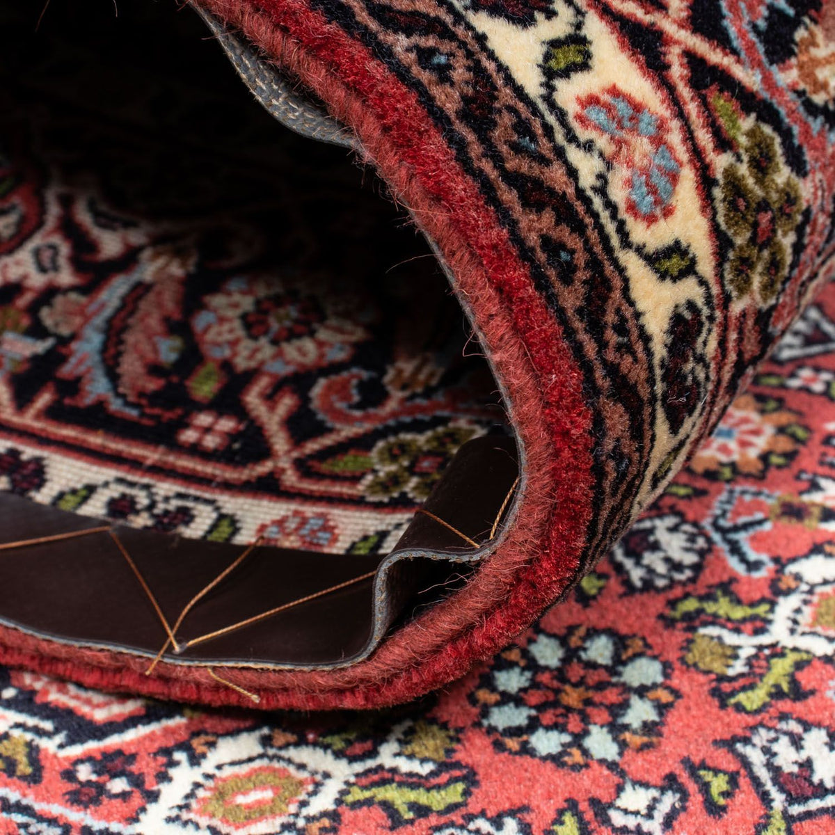 Persisk tæppe - Bijar - 230 x 139 cm - lysrød